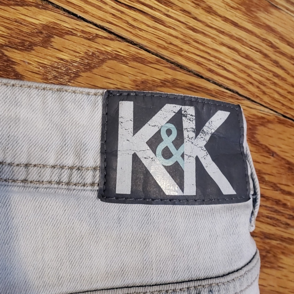 KENDALL & KYLIE shorts - Picture 5 of 5